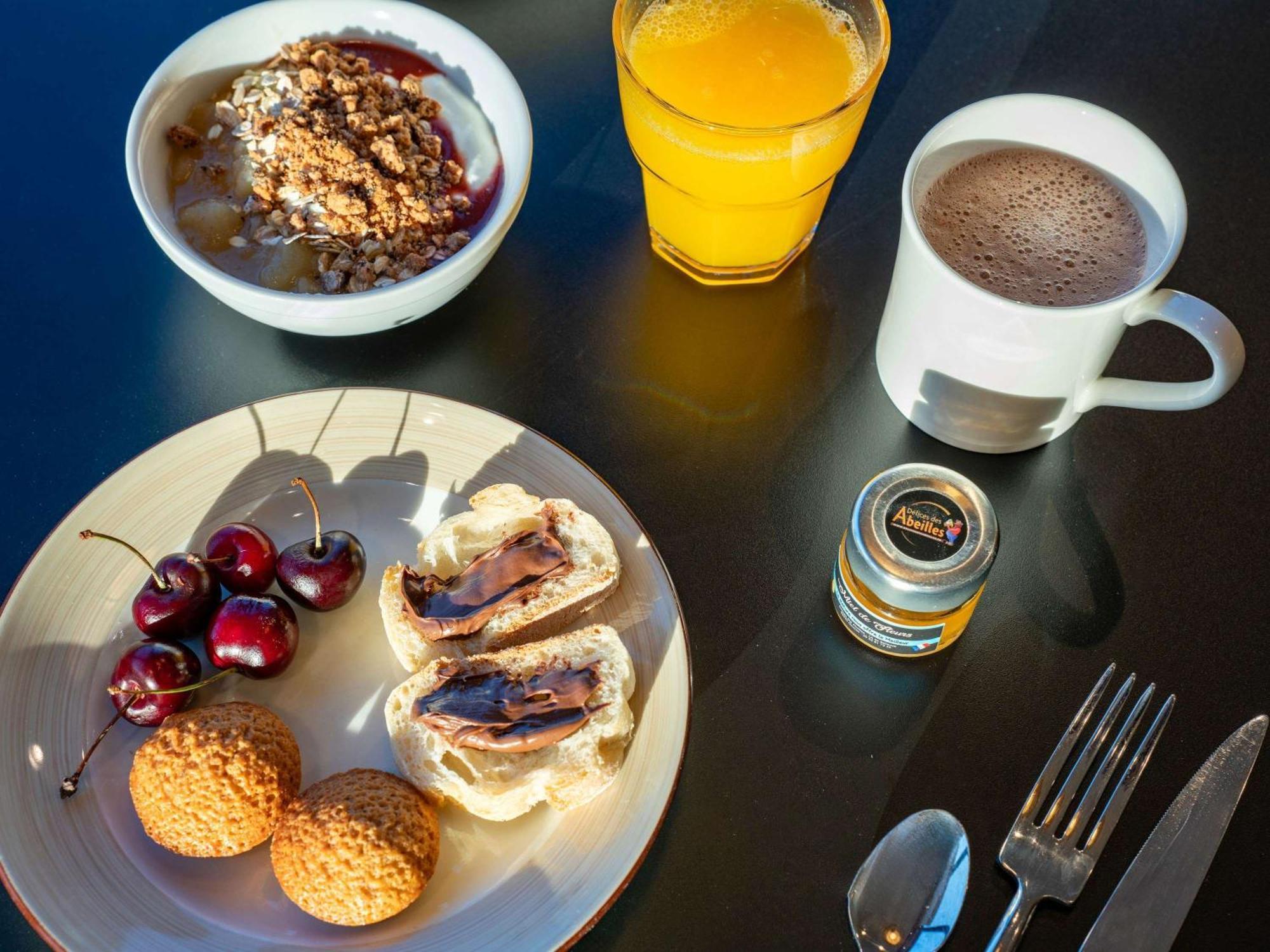 Готель Ibis Styles Ґере Екстер'єр фото